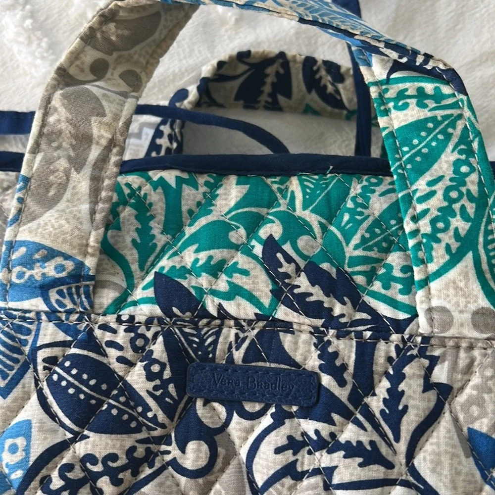 Vera Bradley Hanging Travel Cosmetic Organizer Bag Folding